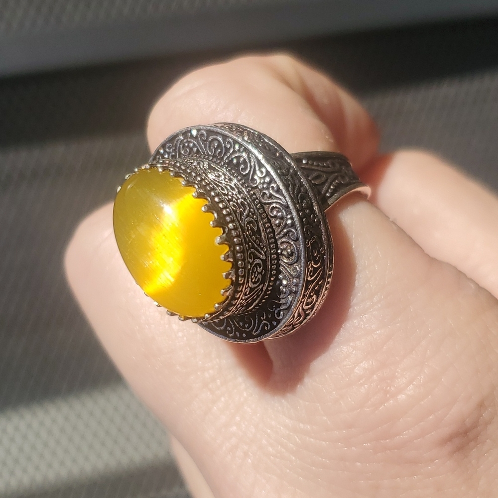 New Amazing Baltic Amber Egg Yolk 925 Silver Statement Ring.